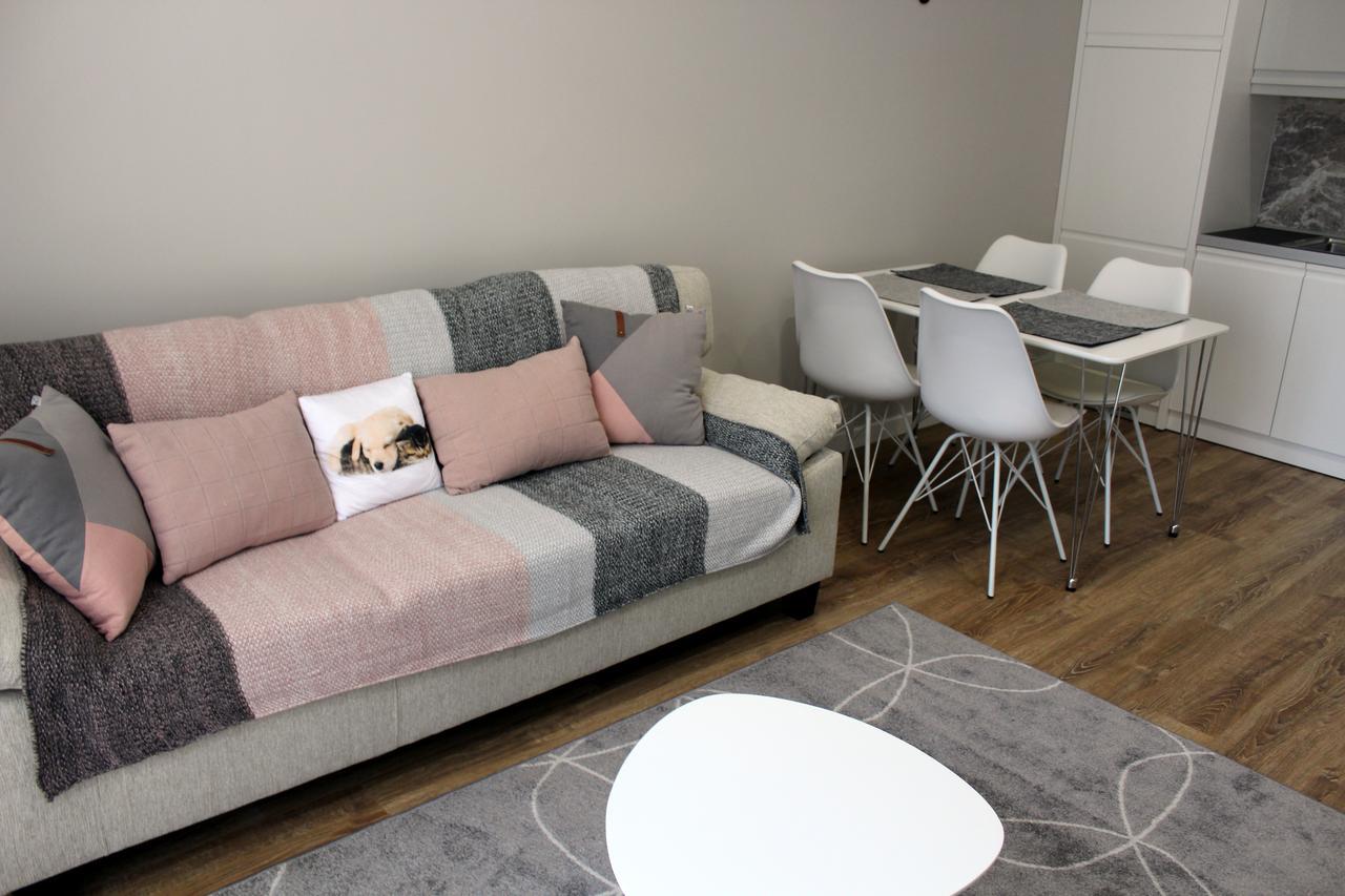Fleur Apartment Tirana Buitenkant foto