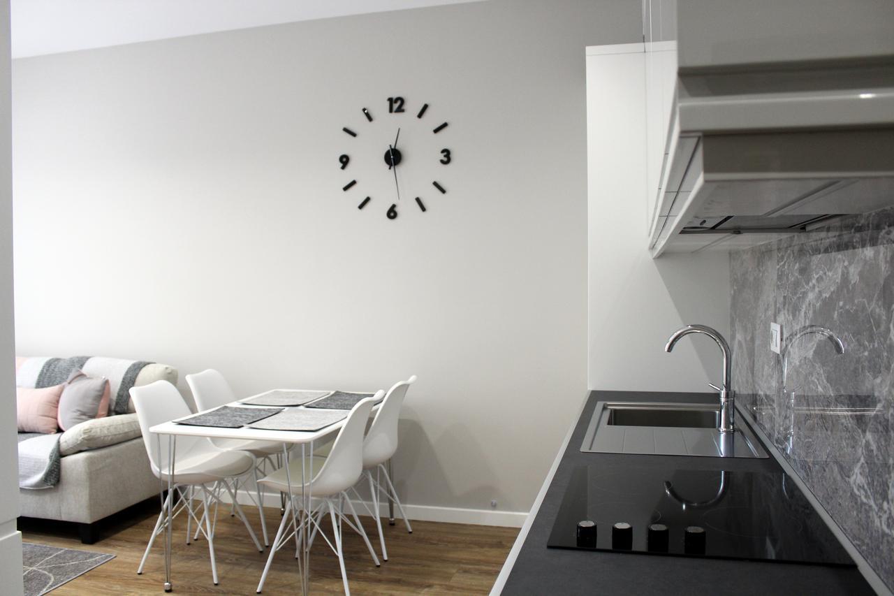 Fleur Apartment Tirana Buitenkant foto